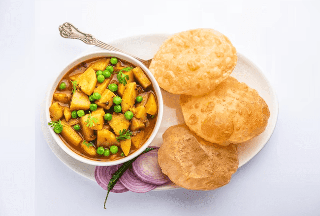 ALOO CHANA POORI